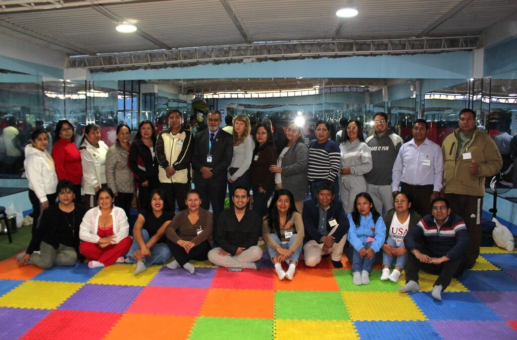 EXPERIENCIAS VIVENCIALES FORTALECEN LAS HABILIDADES SOCIOEMOCIONALES DE DOCENTES DE EBR