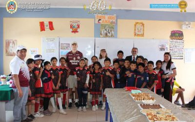 EMOTIVA DESPEDIDA A LOS DOCENTES DE DINAMARCA EN LA I.E. JOSÉ MARÍA ARGUEDAS