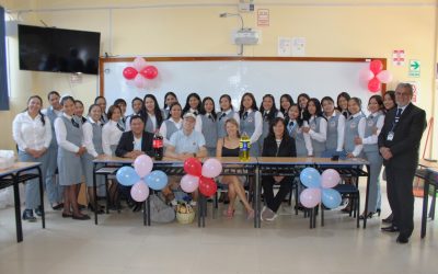 ESTUDIANTES DE EDUCACIÓN INICIAL IB DESPIDEN A DOCENTES DE DINAMARCA